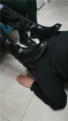 图片[8]-文文文】3素人S-长靴原味船袜踩地毯狗