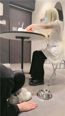 图片[4]-抬头直视姐姐】白发魔女S第一次尝试玩SM