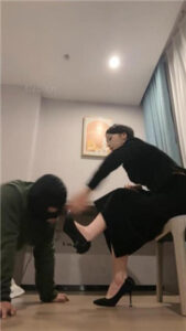 【娩娩大魔王】白领S_绳艺资料库