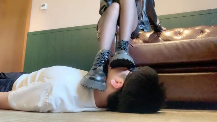 图片[5]-苏西】黑丝高跟-短靴踩脚垫