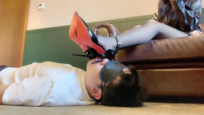 图片[3]-苏西】黑丝高跟-短靴踩脚垫