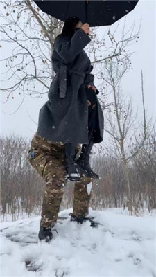 图片[15]-辣姐】冰天雪地公开处刑惩罚狗