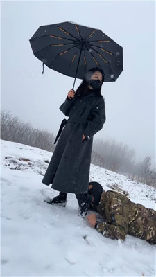 图片[19]-辣姐】冰天雪地公开处刑惩罚狗