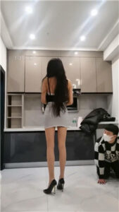 【皮皮】抽耳光/鞋尖插嘴/提档鞭打/揪耳朵/喝圣水_绳艺资料库