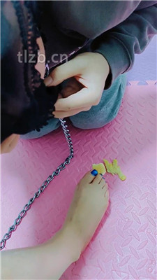 图片[2]-高跟姐姐】内裤套头/鞋垫面包喂食/品尝裸足完整版】