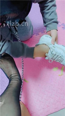 图片[12]-高跟姐姐】内裤套头/鞋垫面包喂食/品尝裸足完整版】