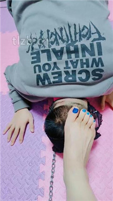 图片[15]-高跟姐姐】内裤套头/鞋垫面包喂食/品尝裸足完整版】