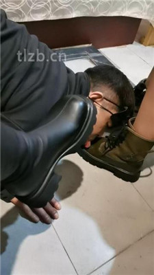 【文文文文】开发双S艺校女神清理脏靴子_绳艺资料库