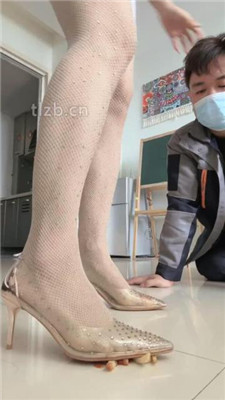 图片[19]-朱砂痣】暴力开发修理工做狗奴