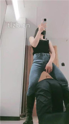 图片[6]-妮蔻】长靴脚下踩虐/胯下辱/闻臭脚臭脚丫/插嘴