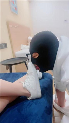 图片[12]-陈甜女帝】清理脏空军一号/臭丝袜脚捂脸