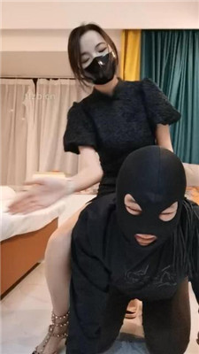 图片[4]-皮皮S】耳光/滴蜡/骑马转胯/跪舔铆钉高跟