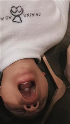 图片[4]-梦熙】和男友逛街后让绿帽舔鞋袜