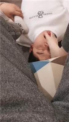 图片[7]-梦熙】和男友逛街后让绿帽舔鞋袜