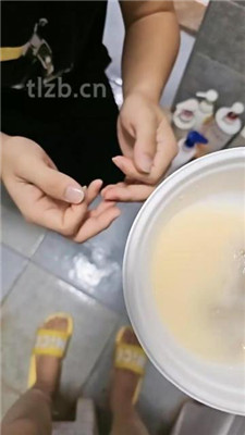 图片[17]-嘉妮】贝壳头肉丝脚踩虐/伺候沐足