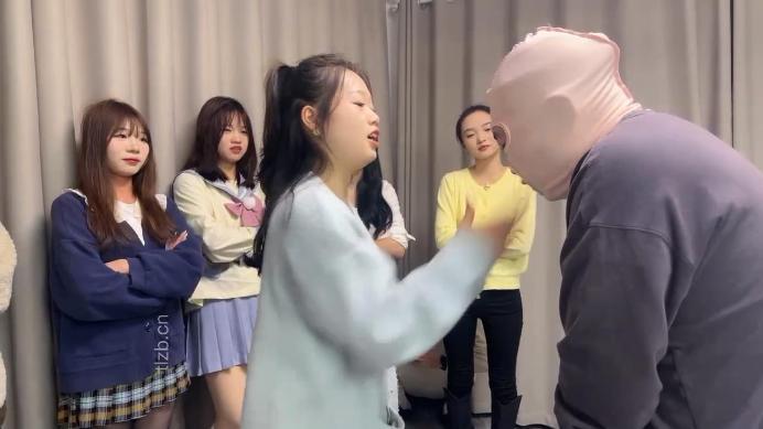 图片[5]-狗哥】强推-七素人女神重度暴力玩狗