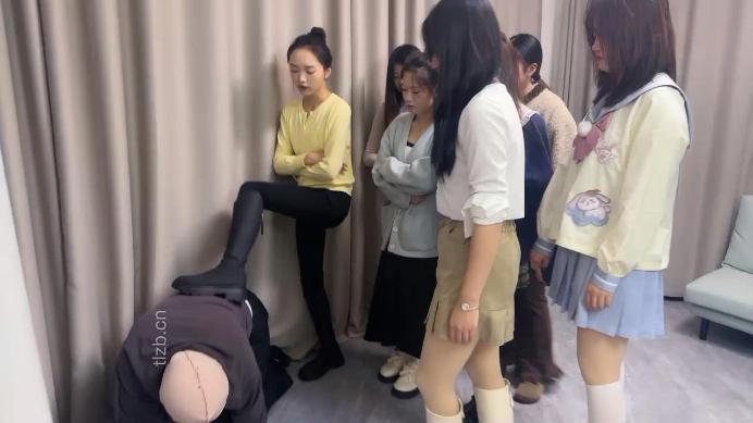 图片[7]-狗哥】强推-七素人女神重度暴力玩狗