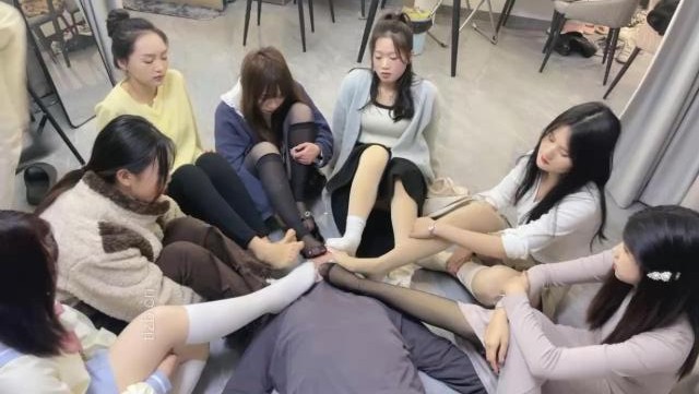 图片[8]-狗哥】强推-七素人女神重度暴力玩狗