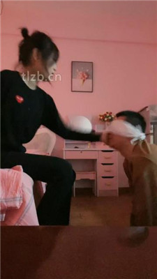 图片[7]-小蝶蝶】闻妹妹的超臭原味白袜脚