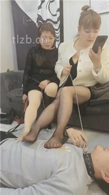 图片[9]-乐爷】双S-玩弄脚底下贱父子狗