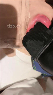 图片[16]-柒柒学姐】闻丝袜/清理脏长靴/碾压踩狗头