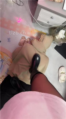 图片[11]-璐璐大王】圈养M跪舔长靴踩踏/重度sp