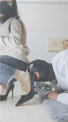 图片[8]-云儿公主】啃吃脚皮-高跟裸足恋足舔