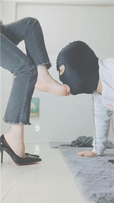 图片[10]-云儿公主】啃吃脚皮-高跟裸足恋足舔