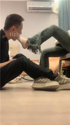 图片[6]-娩娩大魔王】绿帽前男友裸足狂舔上】