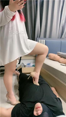 图片[15]-小羊】重度鞭打/高跟裸足踩踏/人肉坐垫