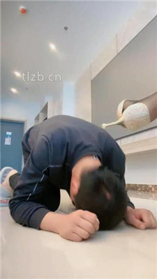 图片[14]-魅儿】高跟踩虐-重度踢踹暴打