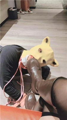 图片[15]-娜娜米】舔脏靴子玉足/脚踩喂食完整版】