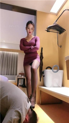 图片[5]-盖洛】模特S-高跟黑丝踩/耳光/骑马转胯/喂口水/捆绑鞭打