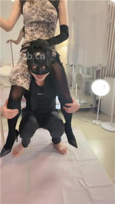 图片[4]-苒溪】旗袍S-骑马骑脖/舔黑丝裸足/强制圣水