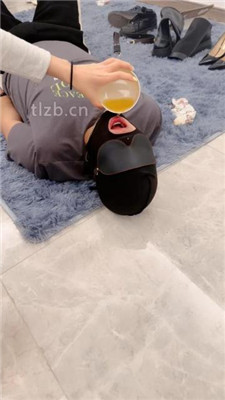 图片[15]-玥希希】长靴踩踏/舔脏鞋裸足/脚踩喂食