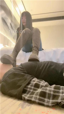 【小欲魔王】长靴全体重踩踏/鞭打/滴蜡/人肉坐垫_绳艺资料库