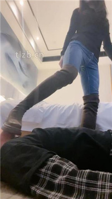 图片[3]-小欲魔王】长靴全体重踩踏/鞭打/滴蜡/人肉坐垫