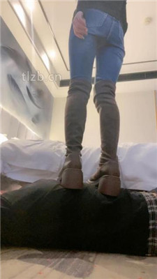 图片[4]-小欲魔王】长靴全体重踩踏/鞭打/滴蜡/人肉坐垫