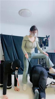 图片[3]-甜心教主】空军一号-白袜暴力虐双奴