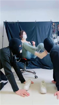 图片[18]-甜心教主】空军一号-白袜暴力虐双奴