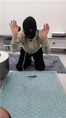 图片[10]-皮皮】狗伺候起床-给圈养奴做早餐