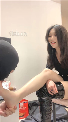 图片[13]-小麦】长靴踩虐/五花大绑袜子塞嘴/鞭打/舔脏鞋底/求圣水