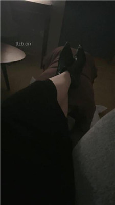 图片[3]-丝沐】短靴原味丝袜脚狂舔/插嘴完整版】