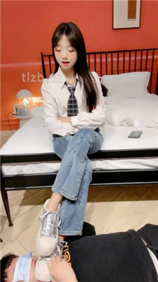 图片[5]-珂儿大小姐】全体重踩踏/提档/舔脏鞋底/闻鞋窝