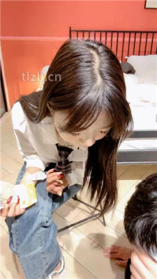 图片[11]-珂儿大小姐】全体重踩踏/提档/舔脏鞋底/闻鞋窝