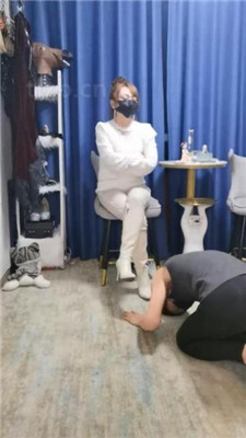 图片[2]-魔鬼天使】长靴踩虐/抽耳光/捆绑/鞭打骑马