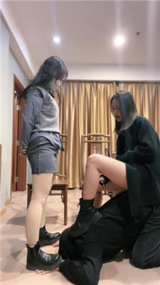 图片[4]-盖洛】双S-跪爬短靴踩/鞭打/骑马踩踏/清理白袜脏鞋底