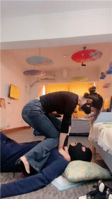 图片[6]-不期而遇】初尝圣水/双重手打耳光/掐脖吃屁