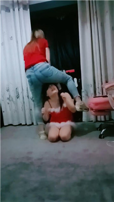 图片[19]-女慕乐】母畜-骑马骑脖转胯/跪舔脏运动鞋