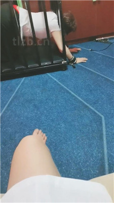 【柔色】捆绑狗笼圈养母畜/内裤塞嘴套头_绳艺套路直播视频资源网